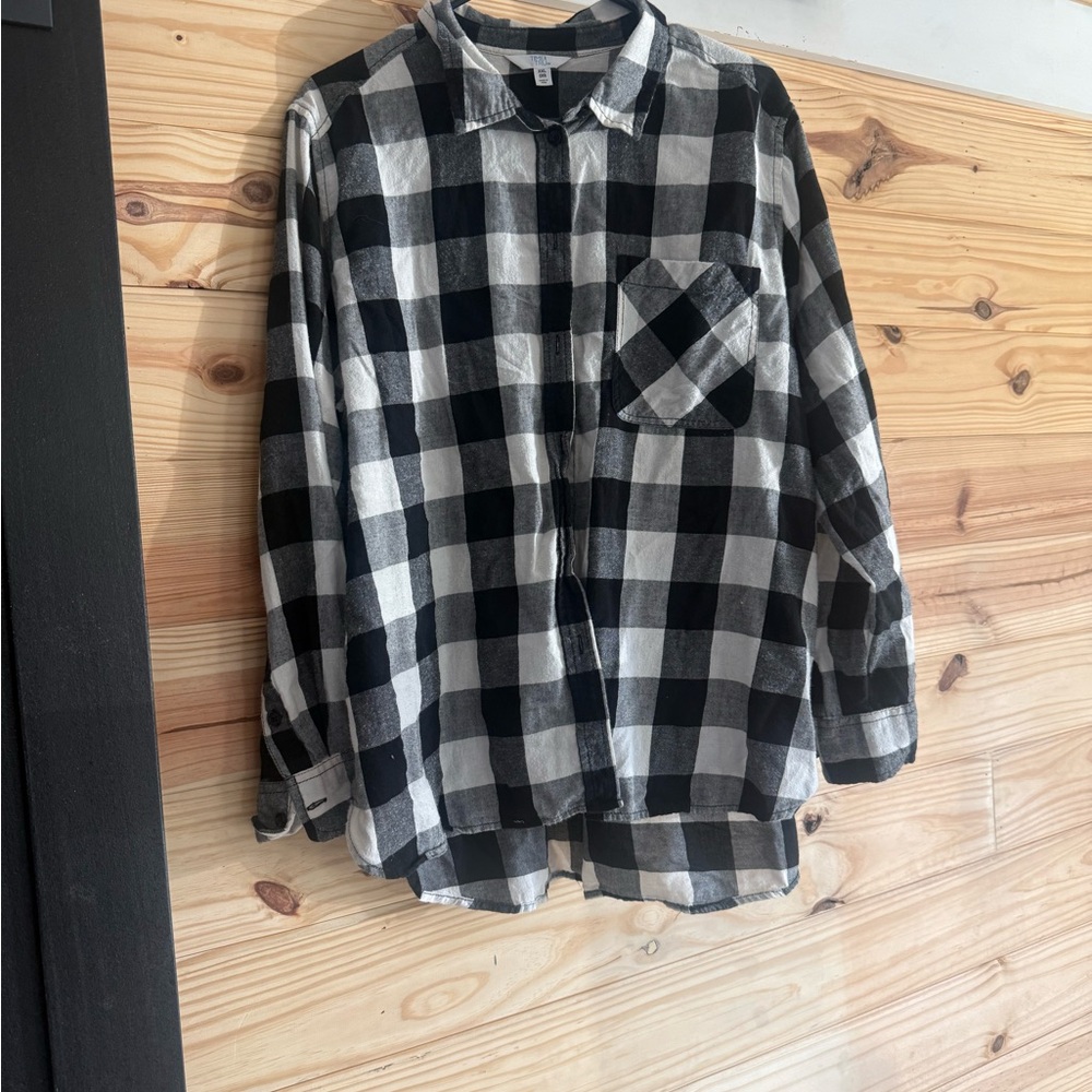 Time and Tru Monochrome Plaid Shirt